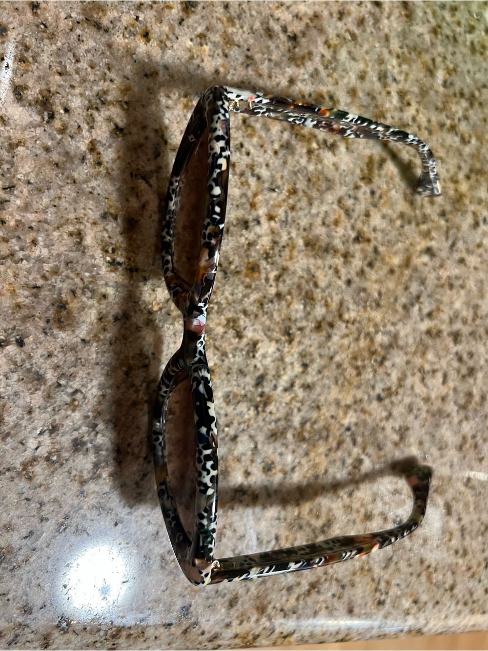 SASHA | Poppy Noir - Krewe Sunglasses - Picture 5 of 5